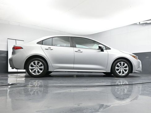 Used 2023 Toyota Corolla LE image 24
