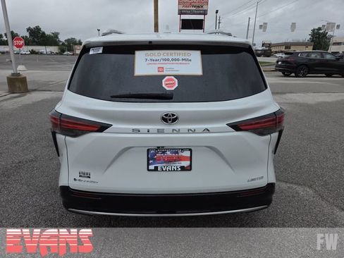 Certified 2026 Toyota Sienna Limited AWD/4WD image 30