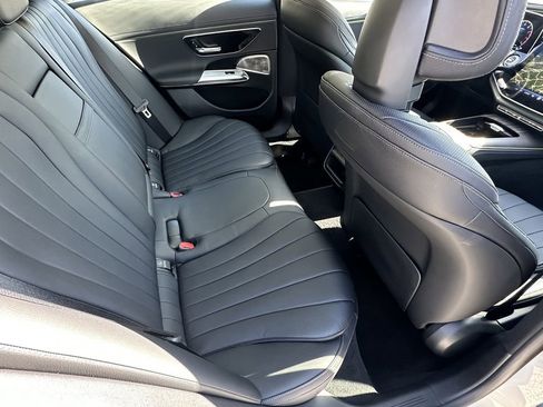 Certified 2024 Mercedes-Benz E 350 4MATIC Sedan w/ Airmatic Package image 18