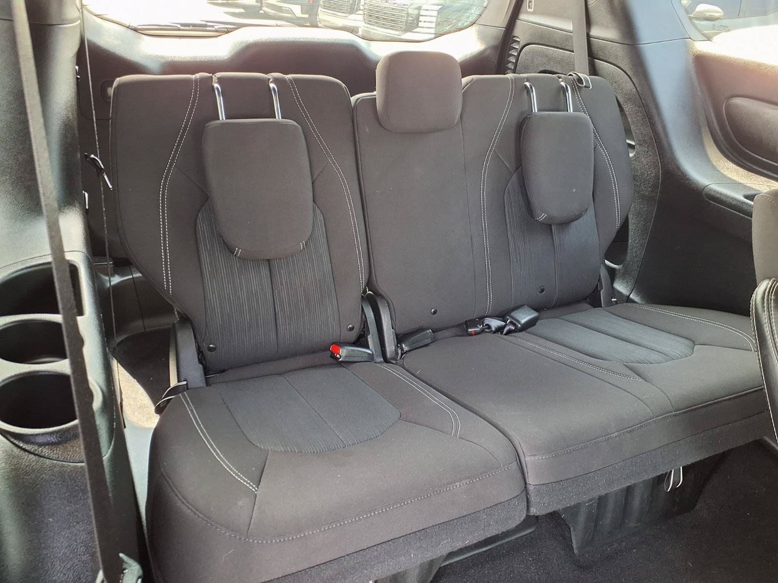 Used 2021 Chrysler Pacifica Touring w/ S Appearance Package FWD image 16