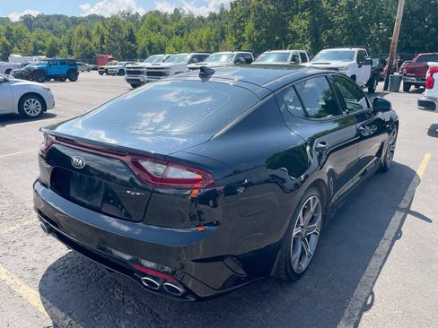 Used 2018 Kia Stinger GT1 RWD image 3