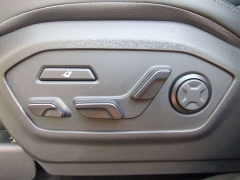 Used 2024 Hyundai Santa Fe Calligraphy image 20