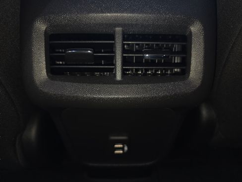 Used 2024 Chevrolet Equinox LT w/ LPO, Floor Liner Package FWD image 27