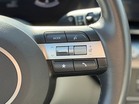 Used 2025 Hyundai Kona SEL AWD/4WD image 12
