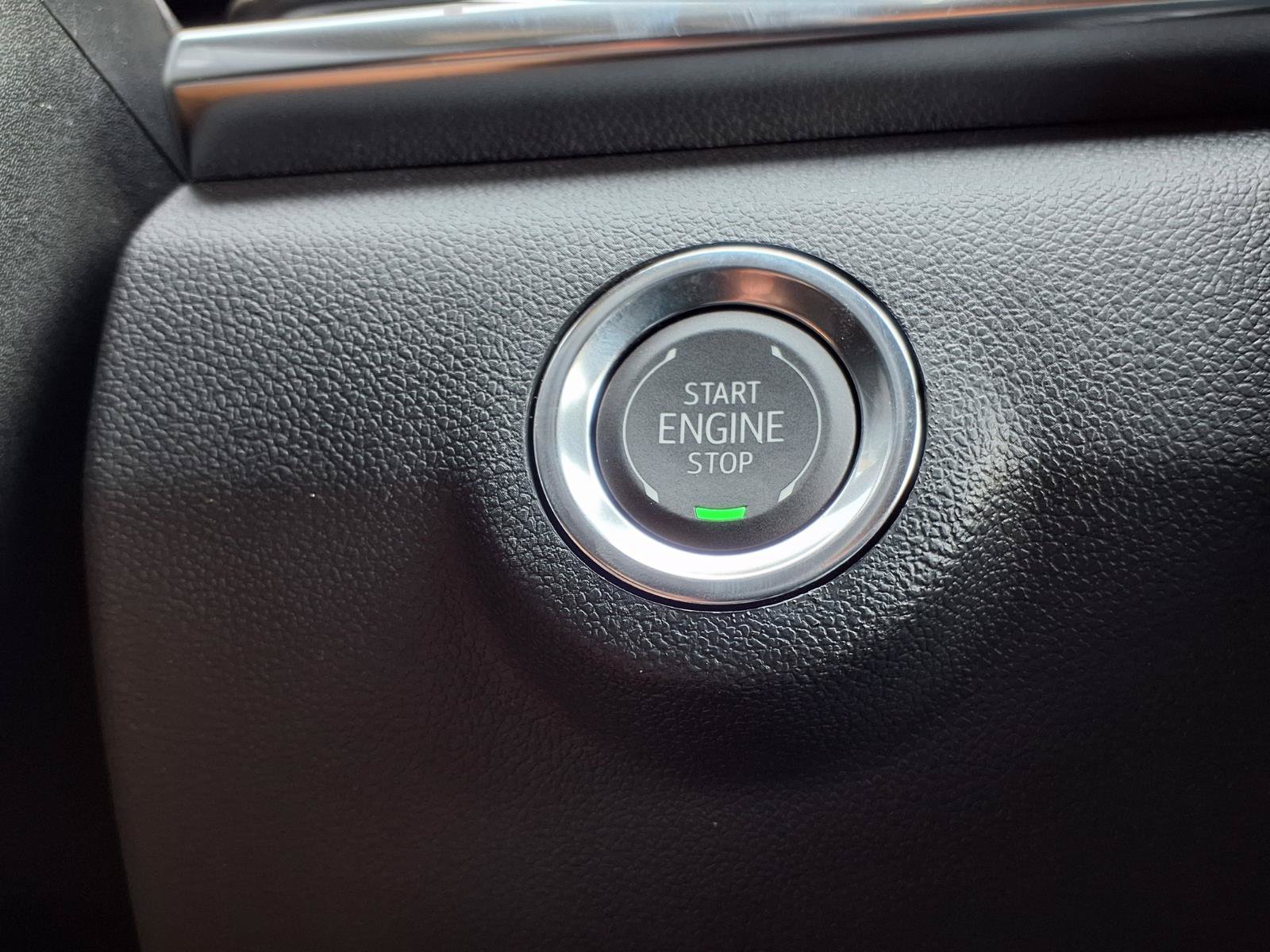 New 2027 GMC Terrain Elevation FWD image 9