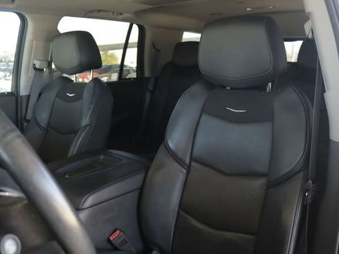 Used 2015 Cadillac Escalade Premium image 9