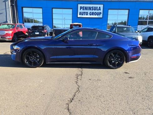 Used 2019 Ford Mustang Coupe w/ Black Accent Package image 5