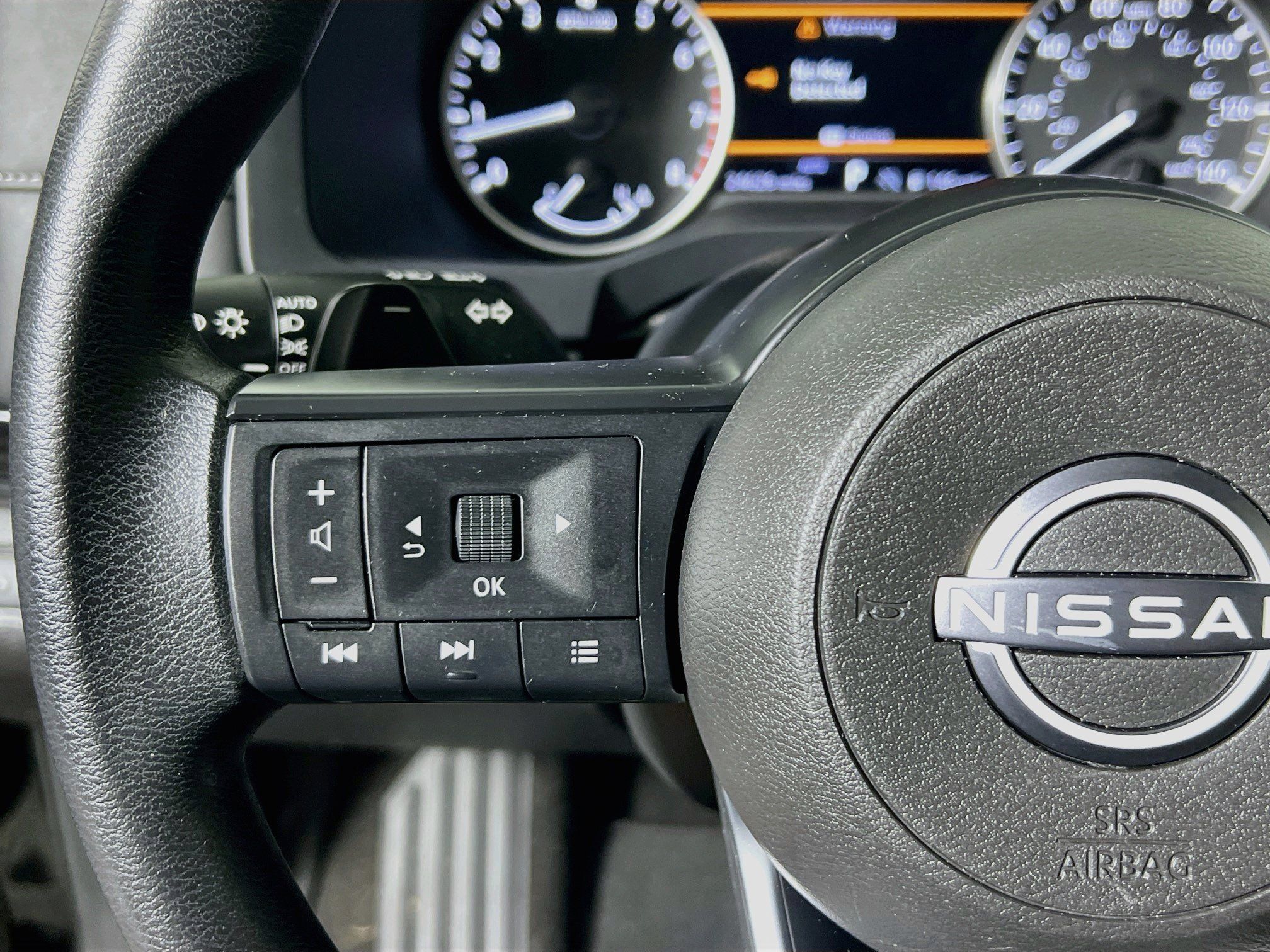 Used 2024 Nissan Pathfinder S AWD/4WD image 18