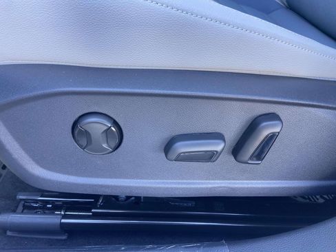 New 2026 Volkswagen Jetta SE image 17