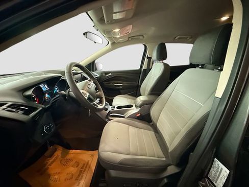 Used 2015 Ford Escape SE w/ Equipment Group 201A AWD/4WD image 21