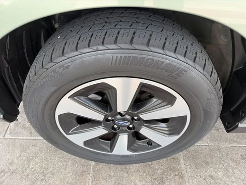 Used 2017 Subaru Forester 2.5i w/ Alloy Wheel Package AWD/4WD image 25