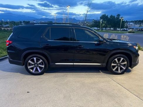 Used 2023 Honda Pilot Elite image 14