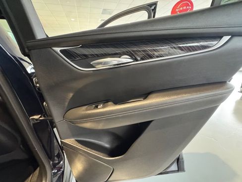 Used 2022 Cadillac XT6 Premium Luxury image 29