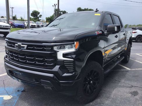 Used 2022 Chevrolet Silverado 1500 RST w/ RST All Star Premium Package AWD/4WD image 2