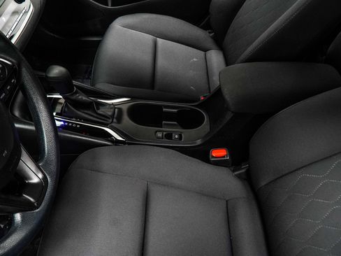Used 2024 Toyota Corolla LE FWD image 19