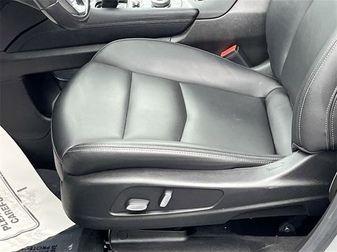 Certified 2024 Cadillac XT6 Luxury w/ LPO, Floor Liner Package image 18
