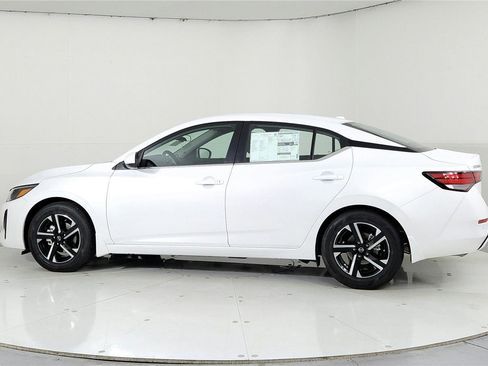 New 2025 Nissan Sentra SV w/ All-Weather Package image 6