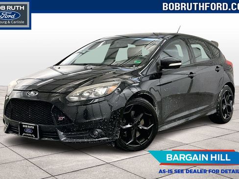 Used 2014 Ford Focus ST w/ Equipment Group 202A image 1