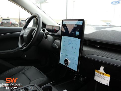 New 2026 Ford Mustang Mach-E Premium w/ Technology Package AWD/4WD image 19