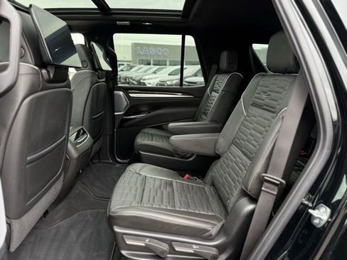 Used 2026 Cadillac Escalade Platinum Sport image 23