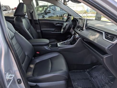 Used 2025 Toyota RAV4 XLE Premium w/ Weather Package FWD image 33