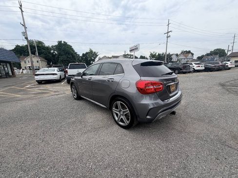 Used 2015 Mercedes-Benz GLA 250 4MATIC image 34