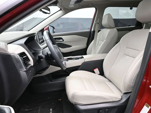 Used 2023 Nissan Rogue SL image 12