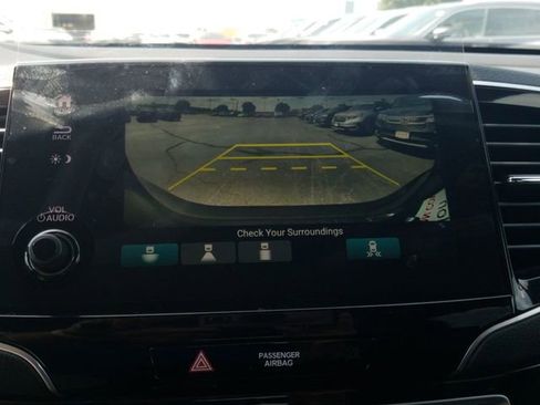 Used 2020 Honda Pilot Touring image 18