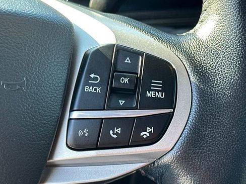 Used 2022 Ford Explorer Limited w/ Limited Technology Package image 31