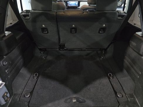 Used 2024 Jeep Wrangler Sport S image 29