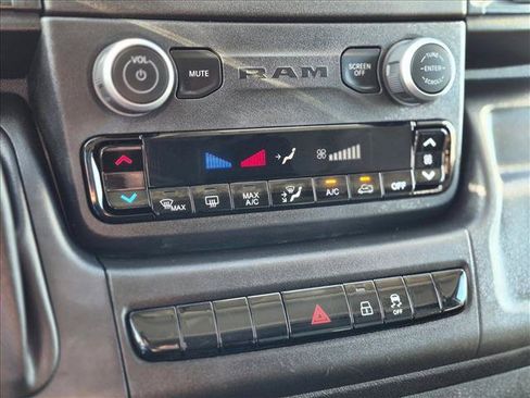 Used 2023 RAM ProMaster 2500 FWD image 14