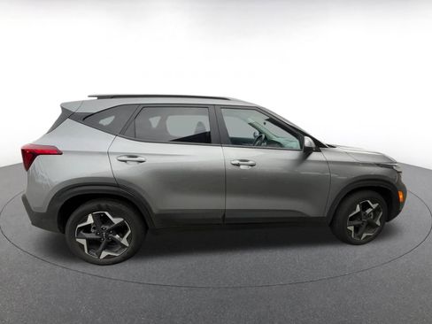 Used 2025 Kia Seltos S image 8