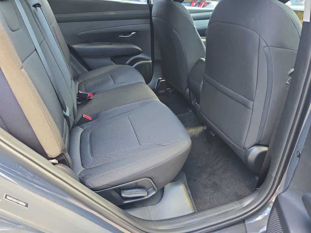 New 2026 Hyundai Tucson SE w/ Tow & Go Package FWD image 21