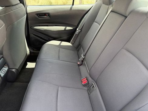 Used 2024 Toyota Corolla LE FWD image 28