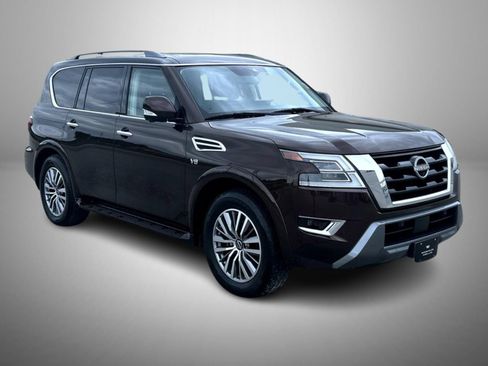 Used 2021 Nissan Armada SL w/ Captain's Chairs Package AWD/4WD image 3