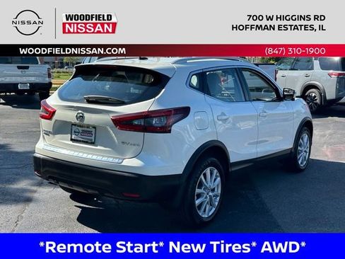 Used 2020 Nissan Rogue Sport SV w/ Technology Package AWD/4WD image 3