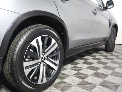 Used 2025 Mitsubishi Outlander Sport ES AWD/4WD image 11