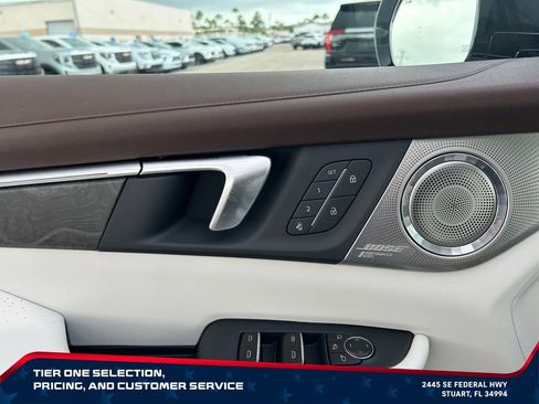 New 2026 Buick Enclave Avenir AWD/4WD image 23