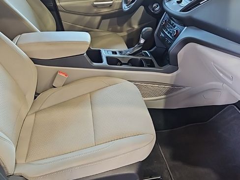 Used 2017 Ford Escape SE w/ Equipment Group 201A image 13