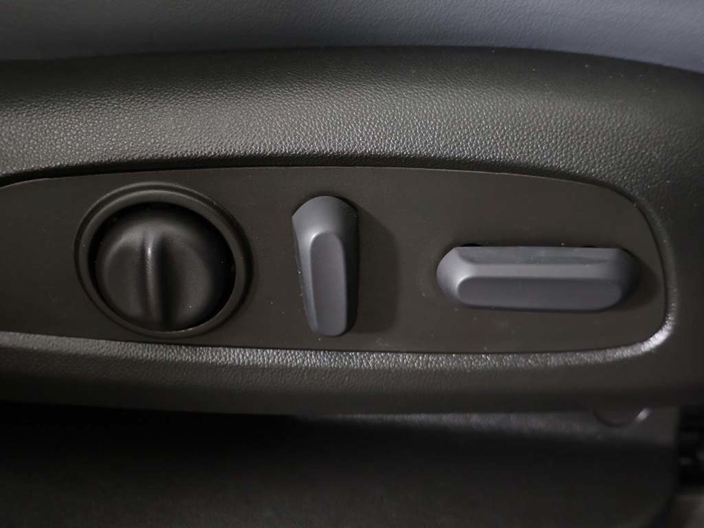 Used 2023 Buick Enclave Essence w/ Experience Buick Package AWD/4WD image 37