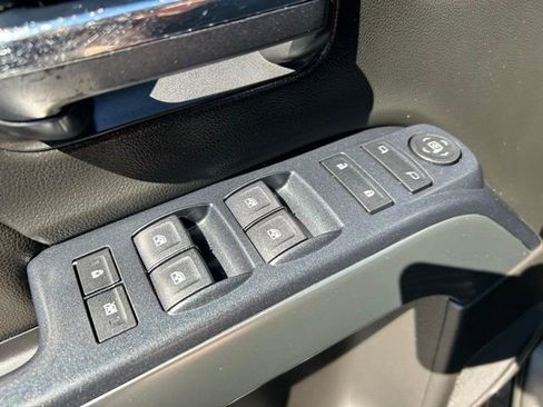 Used 2018 Chevrolet Silverado 1500 LT w/ True North Edition AWD/4WD image 28