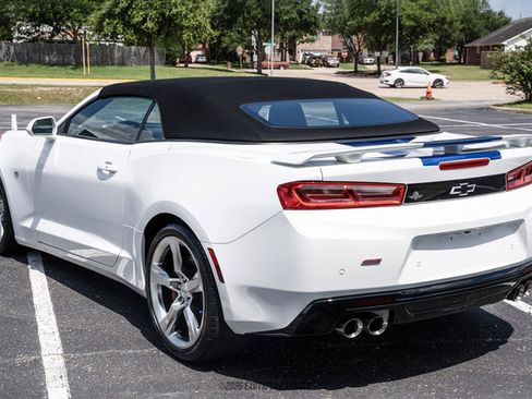 Used 2017 Chevrolet Camaro SS RWD image 17