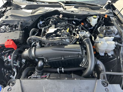 Used 2024 Ford Mustang Coupe image 29