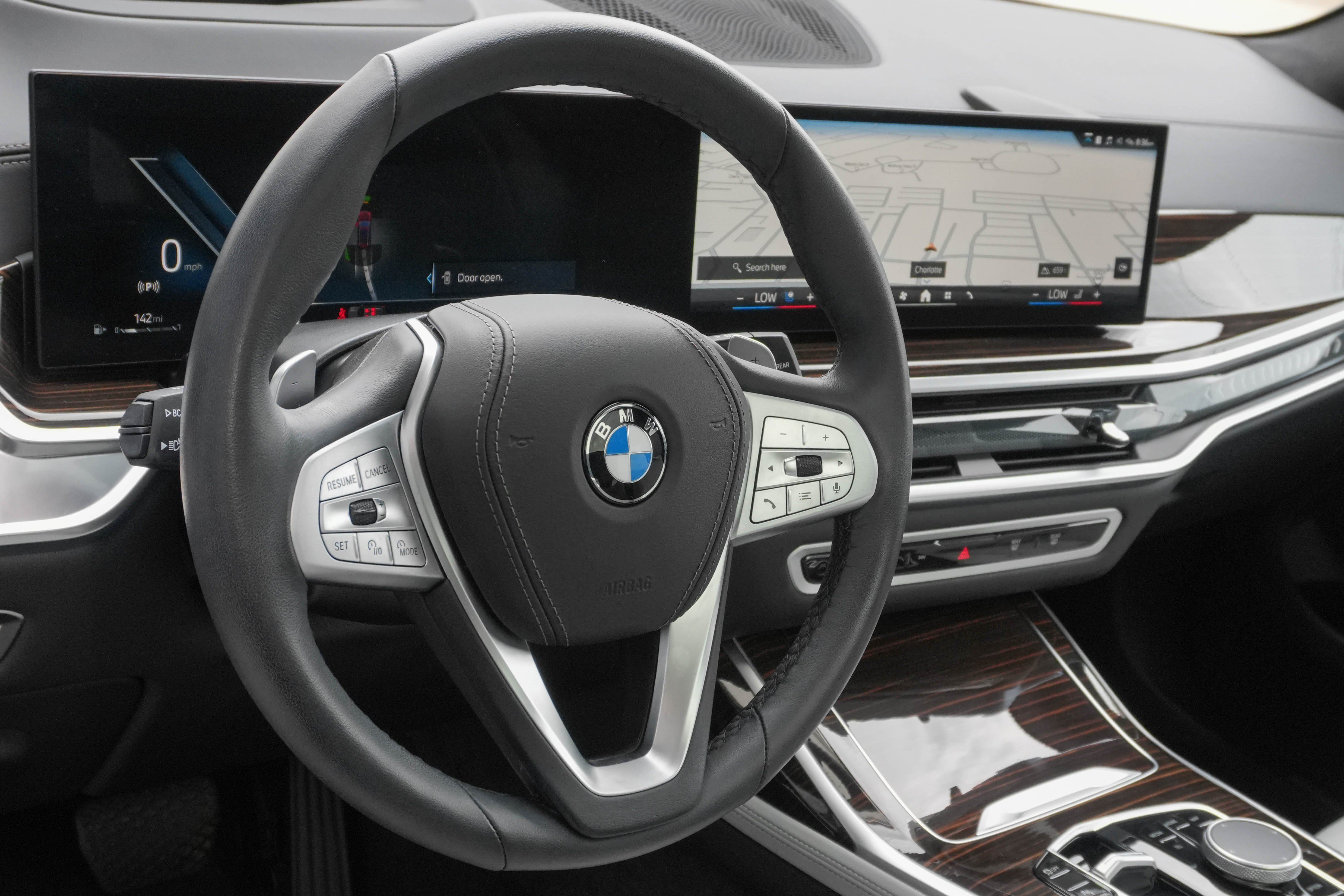 Certified 2026 BMW X7 xDrive40i AWD/4WD image 10