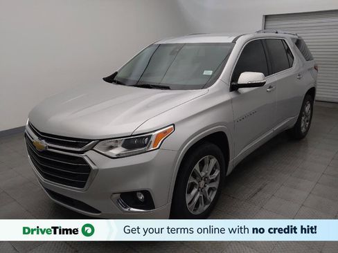 Used 2019 Chevrolet Traverse Premier w/ Driver Confidence II Package FWD image 1