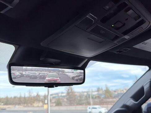 Used 2022 Toyota Tundra Platinum w/ Advanced Package image 19