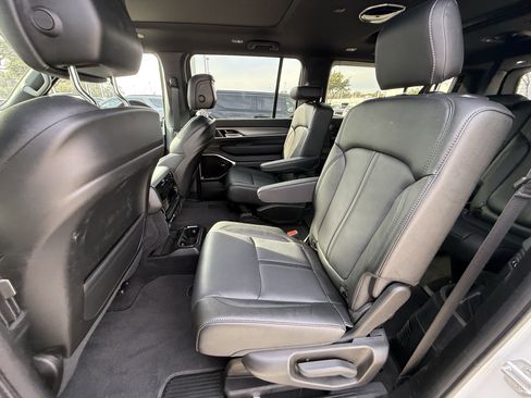 New 2026 Jeep Grand Wagoneer L Limited image 17