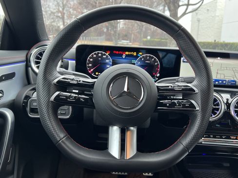 Used 2025 Mercedes-Benz CLA 250 image 18