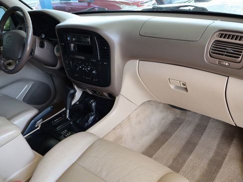 Used 2000 Toyota Land Cruiser image 17