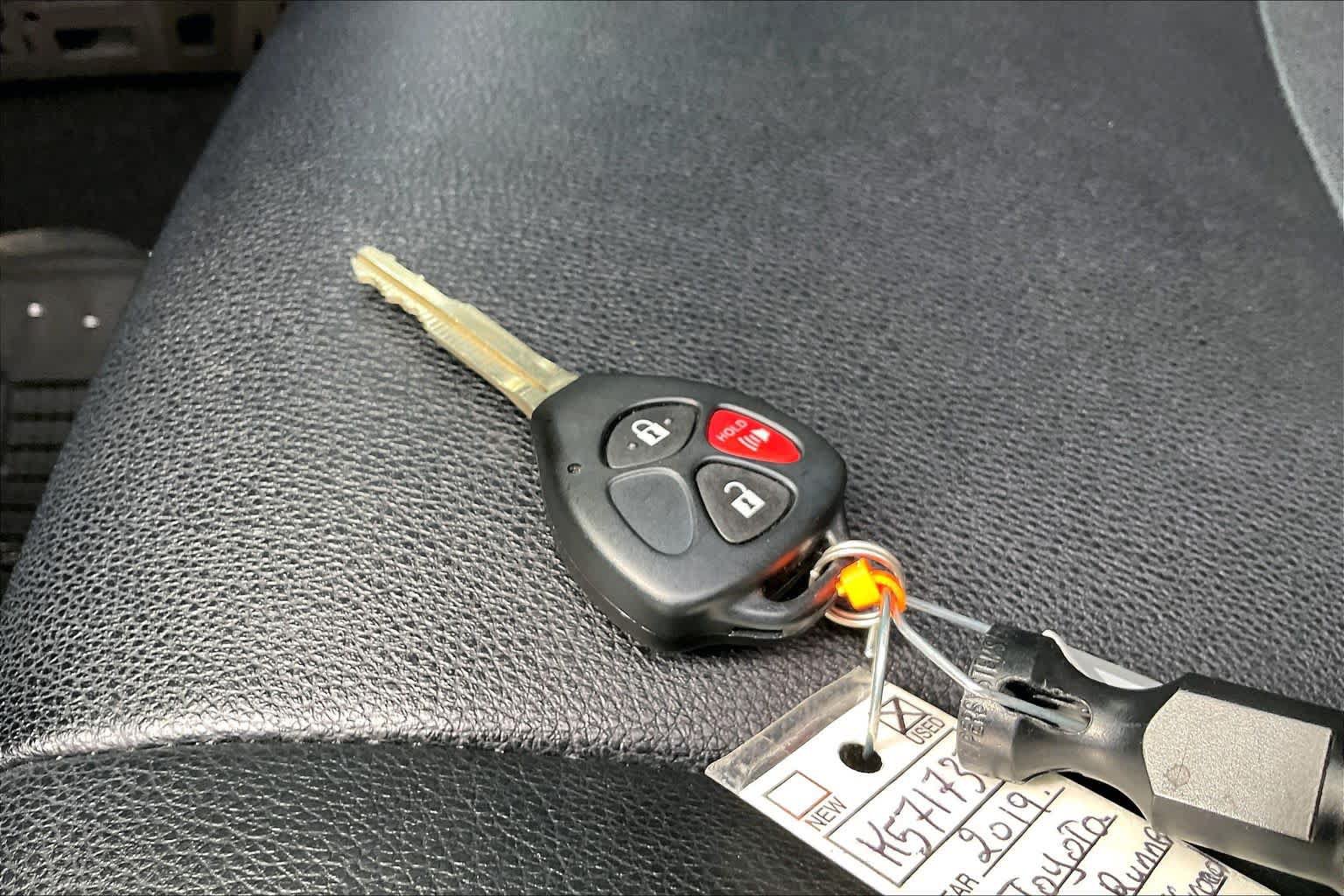 Used 2019 Toyota 4Runner TRD Off-Road Premium AWD/4WD image 14